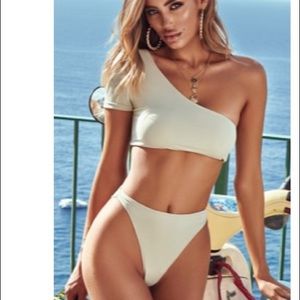 Pretty Little Thing sage green bikini bottoms  new and unworn with tags